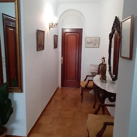 Isabel Apartamento *